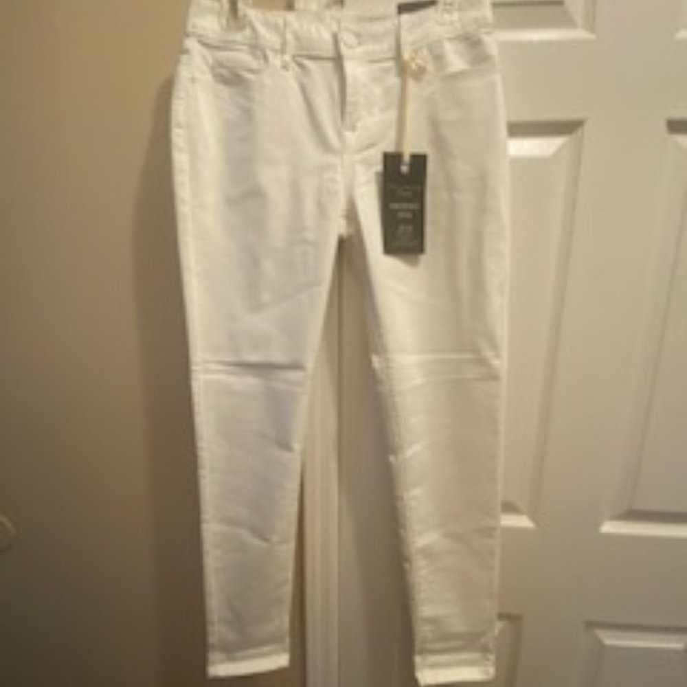 The Limited White Skinny Leg Denim